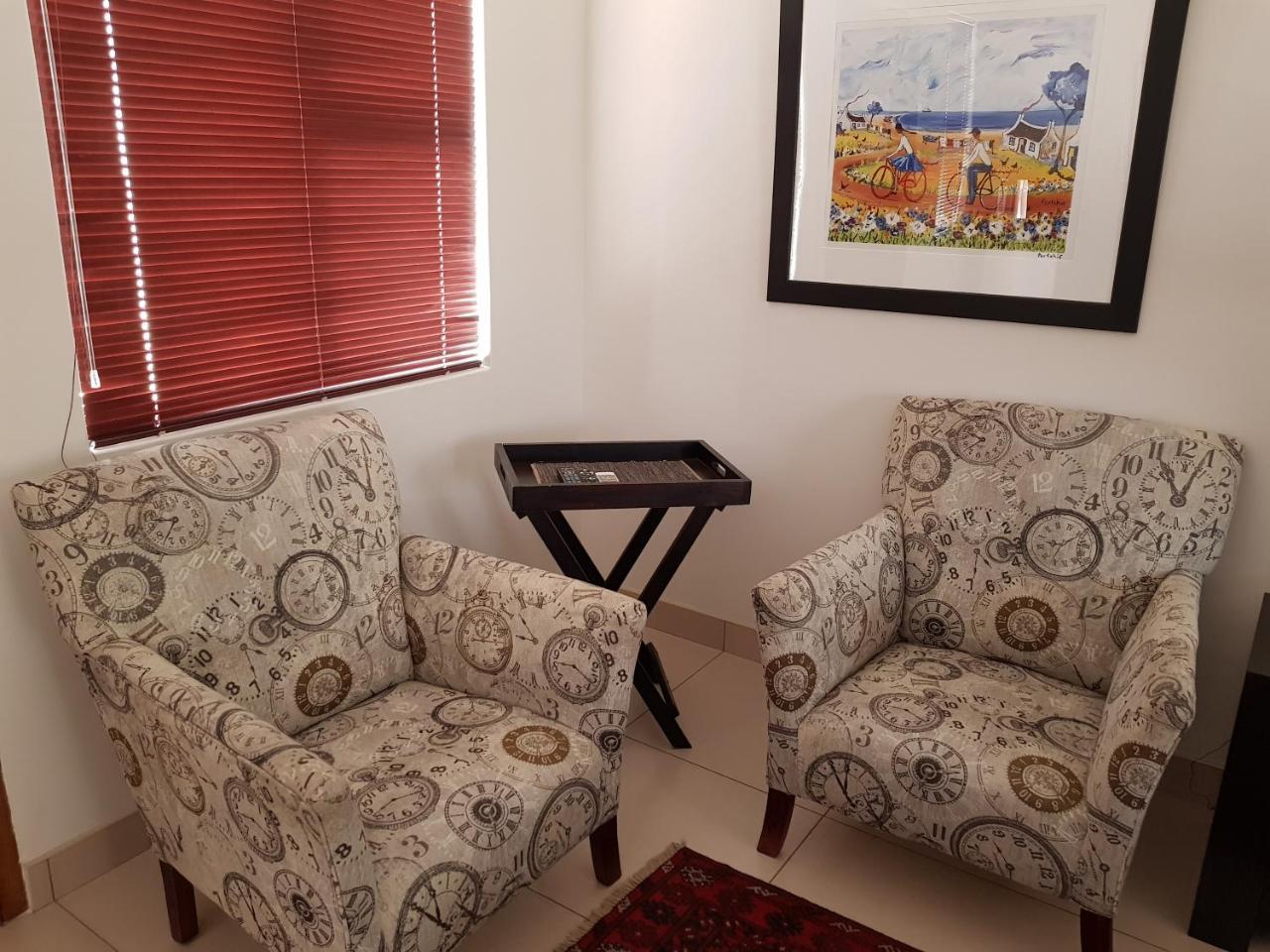Presidensie Guest Rooms ポチェフストルーム エクステリア 写真